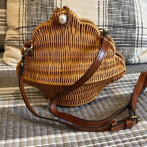 Tourist Vibe right here… Cala Luna Clam Rattan Crossbody Bag by Patricia Nash